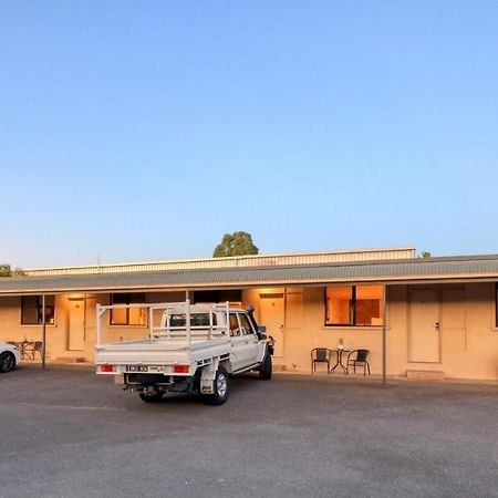 New Crossing Place Motel Seymour Exterior foto